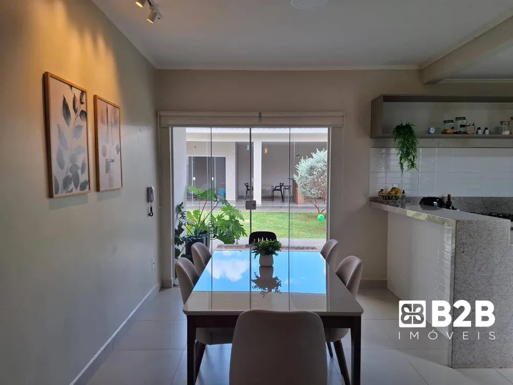 Casa, 4 quartos, 230 m² - Foto 4