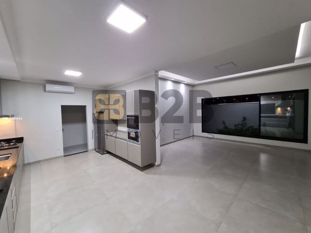 Casa de Condomínio à venda com 3 quartos, 180m² - Foto 2