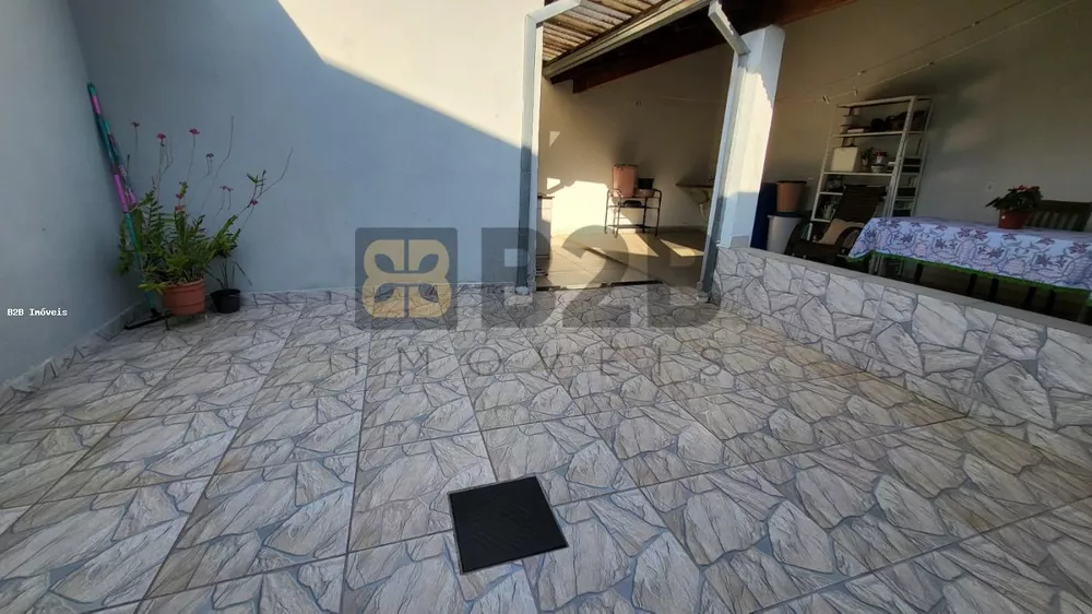 Casa à venda com 3 quartos - Foto 4