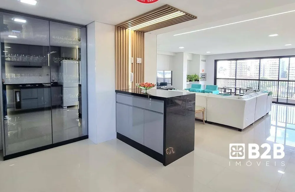 Apartamento, 3 quartos, 159 m² - Foto 1