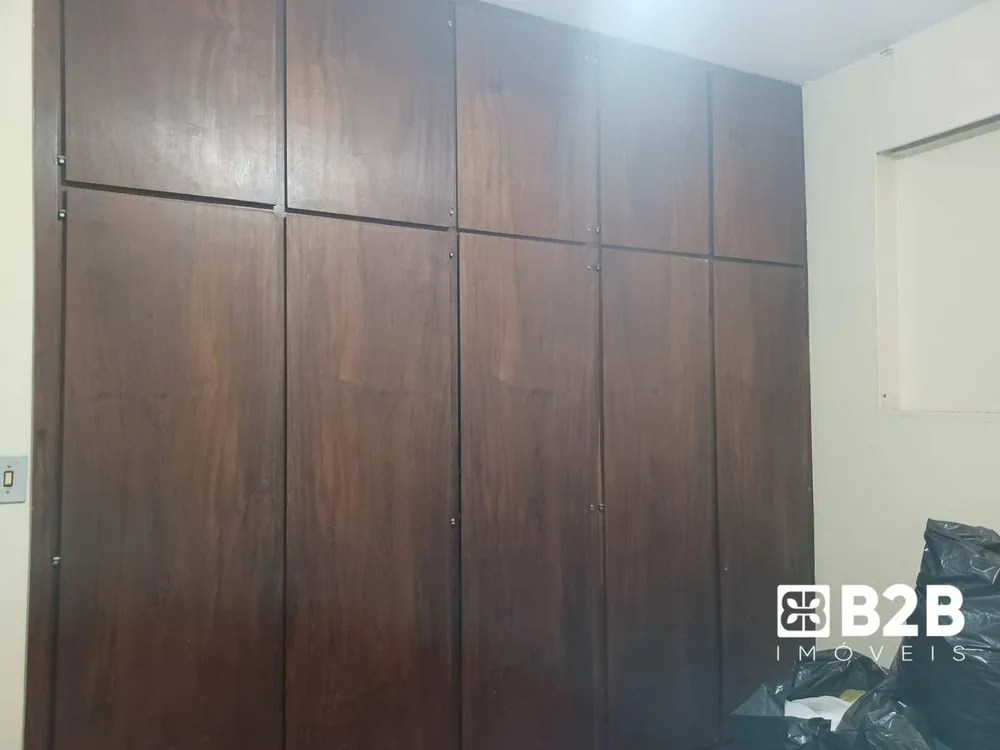 Casa, 5 quartos, 226 m² - Foto 4