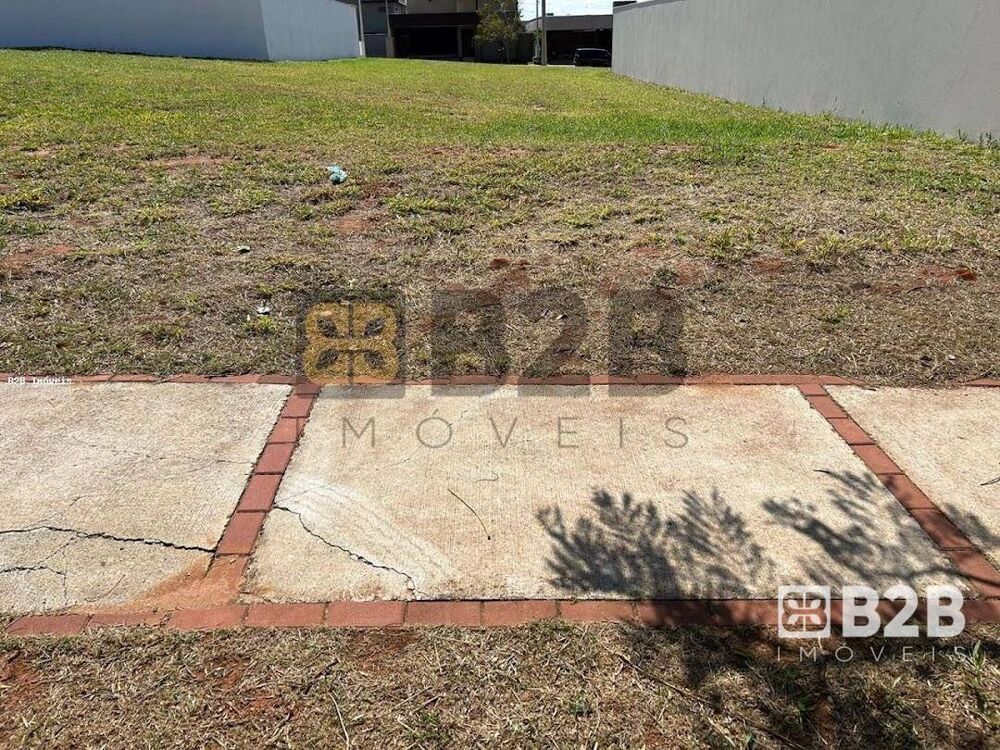 Loteamento e Condomínio, 420 m² - Foto 1