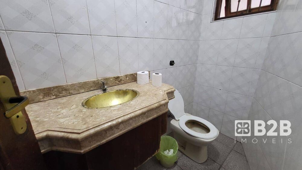 Casa para alugar com 6 quartos, 416m² - Foto 10