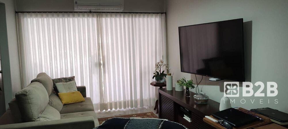 Casa à venda com 3 quartos, 175m² - Foto 2