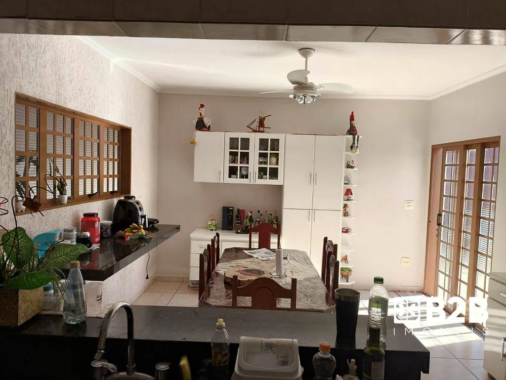 Casa, 3 quartos, 254 m² - Foto 4