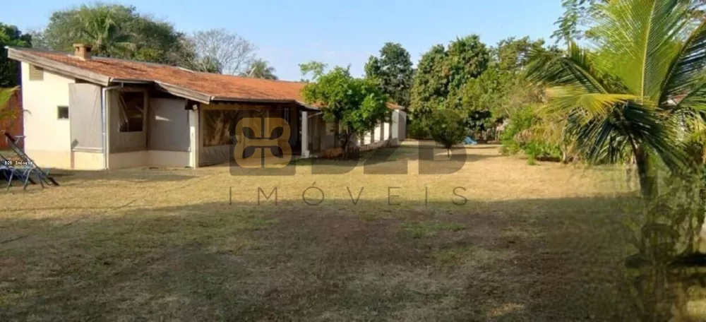 Fazenda à venda com 2 quartos, 175m² - Foto 1