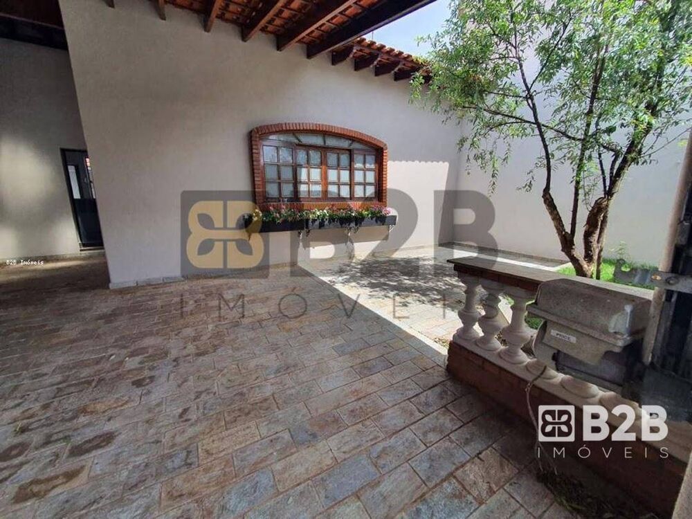 Casa, 3 quartos, 172 m² - Foto 4