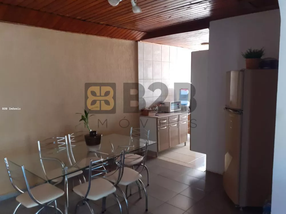 Casa à venda com 2 quartos, 80m² - Foto 6