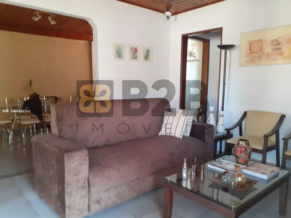 Casa à venda com 2 quartos, 80m² - Foto 5