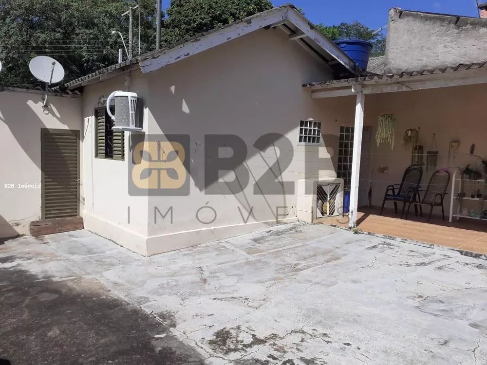 Casa à venda com 2 quartos, 80m² - Foto 4