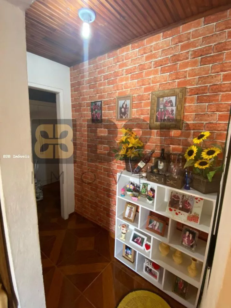 Casa à venda com 3 quartos, 41m² - Foto 4