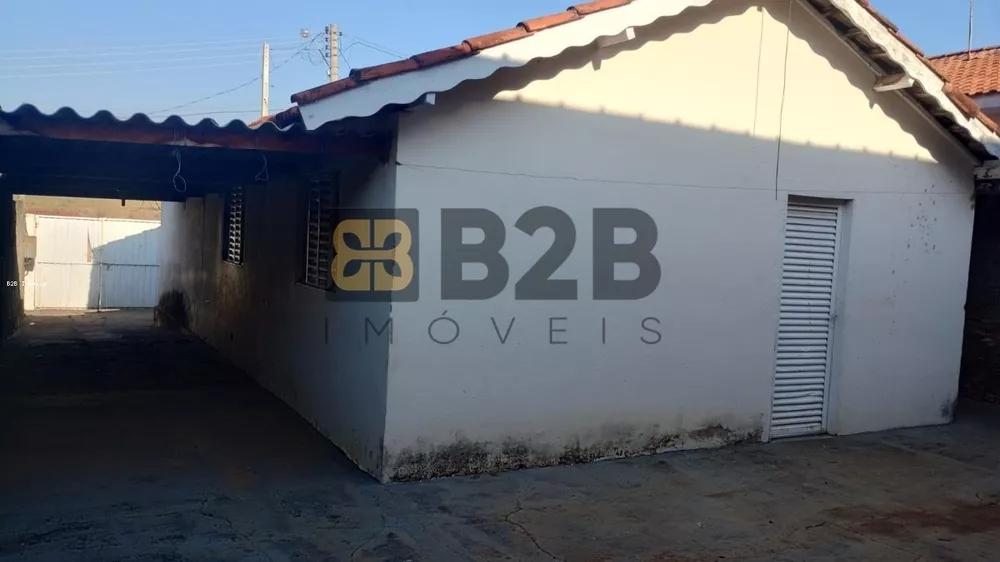 Casa à venda com 3 quartos, 200m² - Foto 1