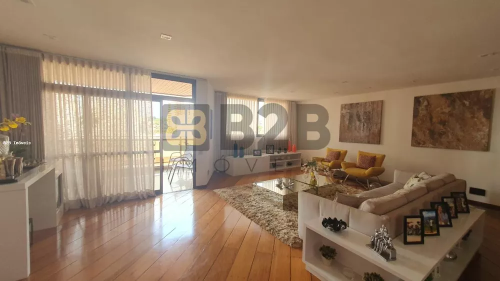 Apartamento à venda com 4 quartos, 300m² - Foto 1