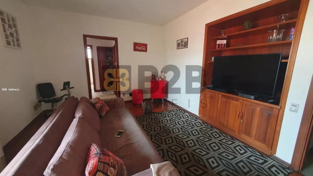 Apartamento à venda com 4 quartos, 300m² - Foto 2