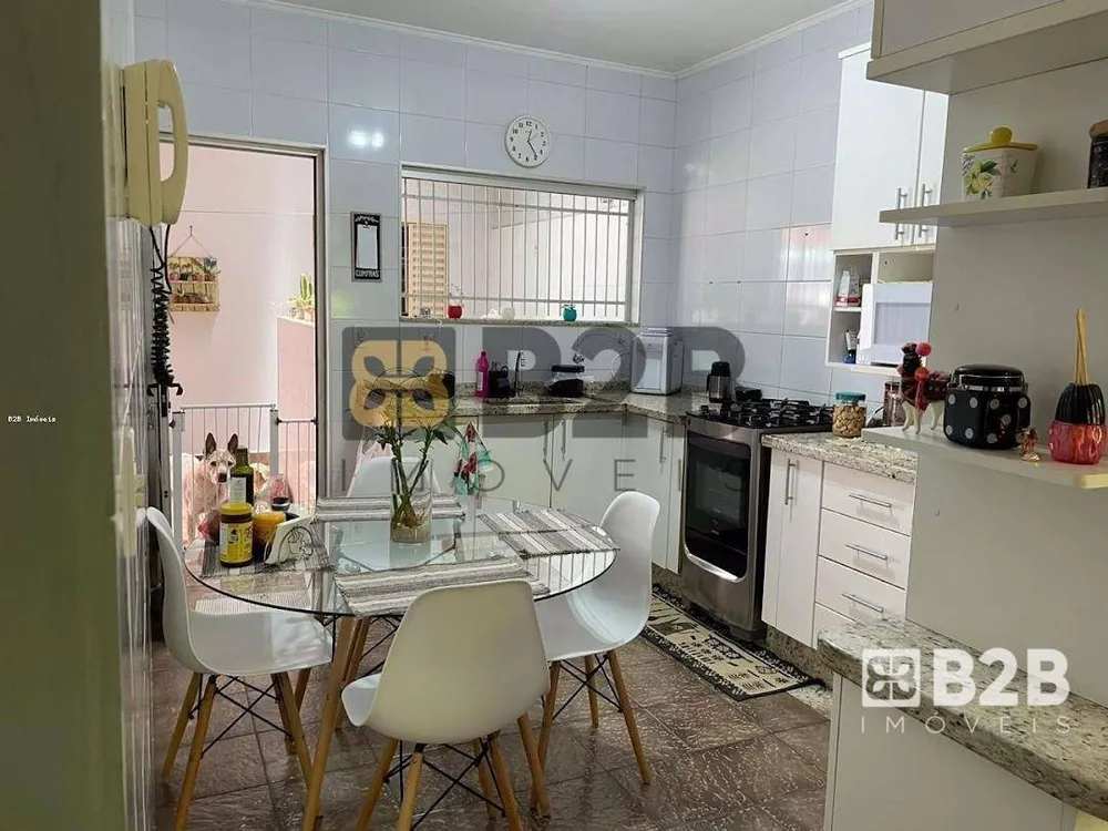 Casa, 3 quartos, 195 m² - Foto 4