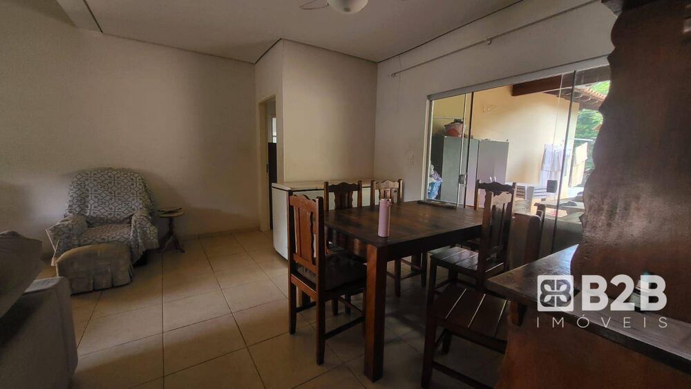 Casa de Condomínio à venda com 3 quartos, 178m² - Foto 3