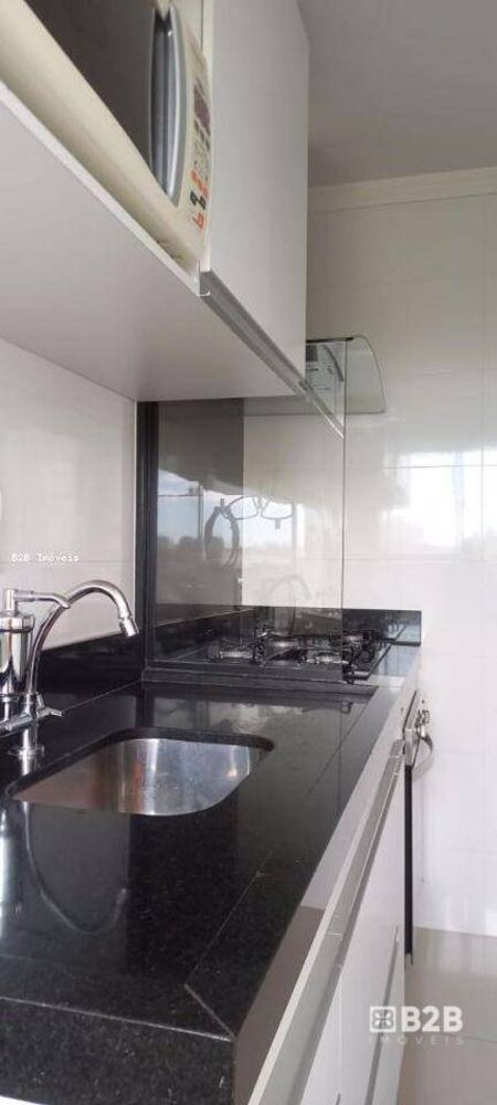 Apartamento à venda com 2 quartos, 56m² - Foto 3