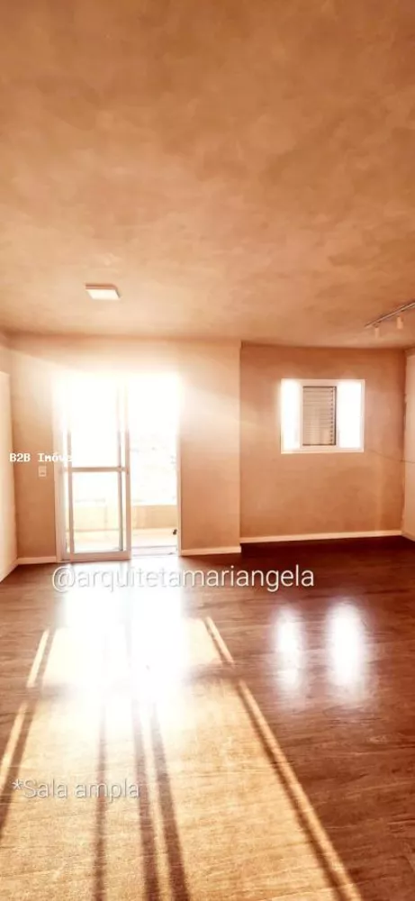 Apartamento à venda com 2 quartos, 68m² - Foto 3