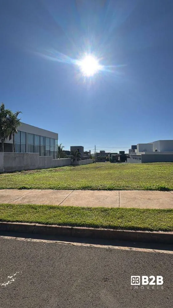 Loteamento e Condomínio, 408 m² - Foto 1