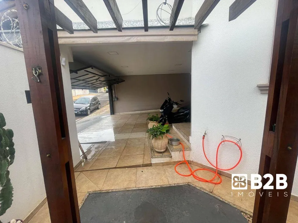 Casa, 3 quartos, 173 m² - Foto 2