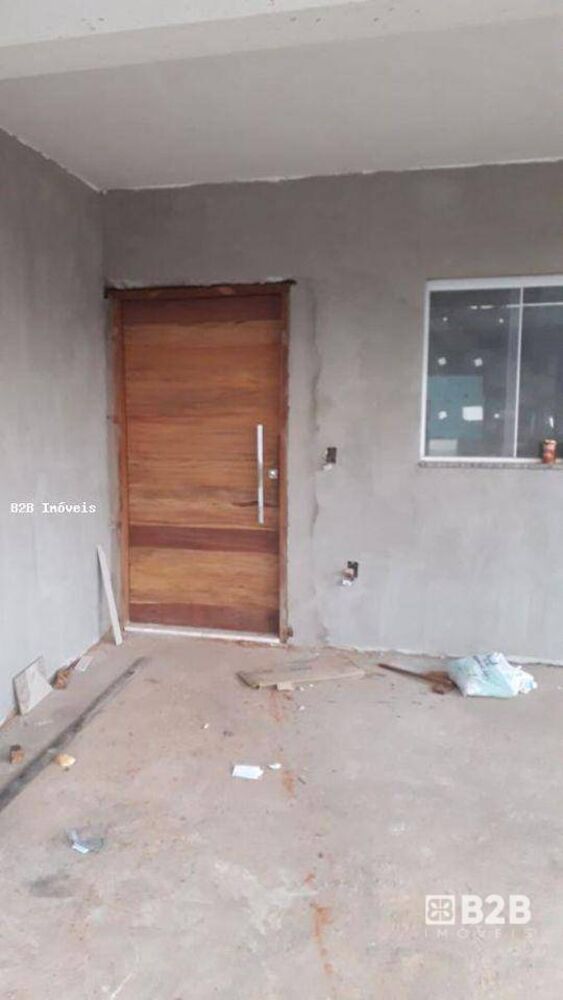 Casa, 4 quartos, 213 m² - Foto 1