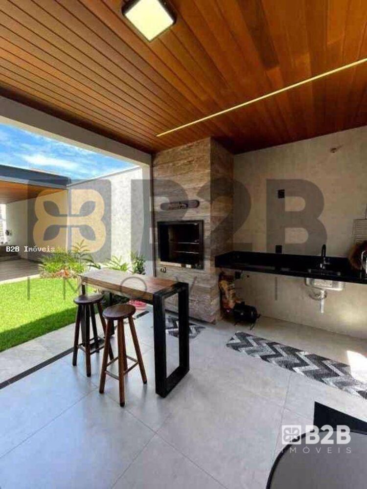 Casa à venda com 3 quartos, 285m² - Foto 8
