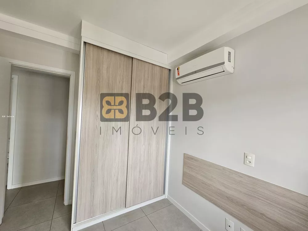 Apartamento à venda com 3 quartos, 93m² - Foto 4