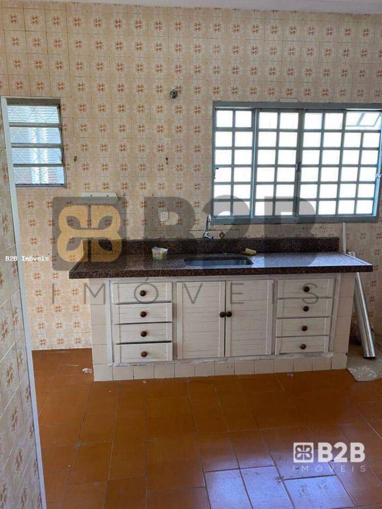 Casa, 3 quartos, 127 m² - Foto 2