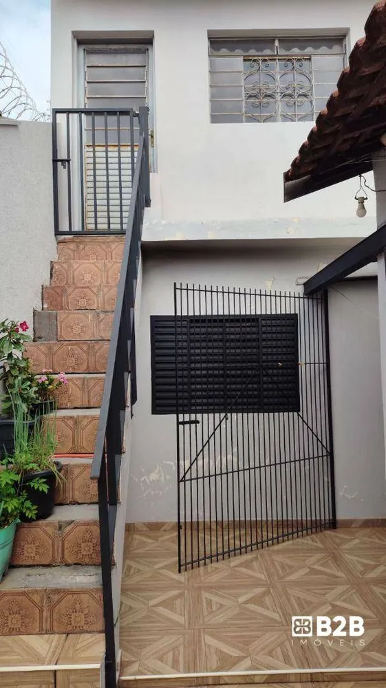 Casa, 3 quartos, 202 m² - Foto 2