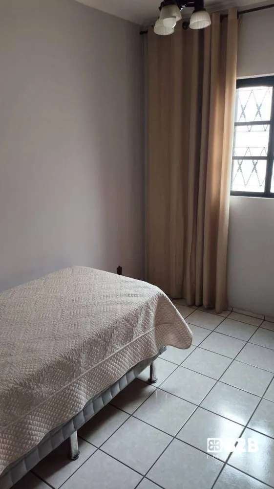 Casa, 3 quartos, 202 m² - Foto 1