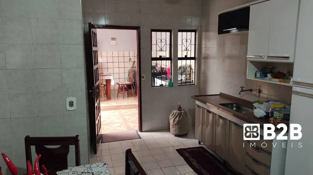 Casa, 3 quartos, 202 m² - Foto 6