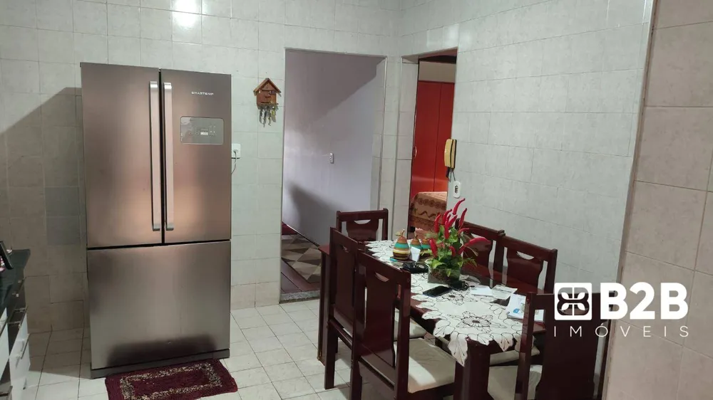 Casa, 3 quartos, 202 m² - Foto 8
