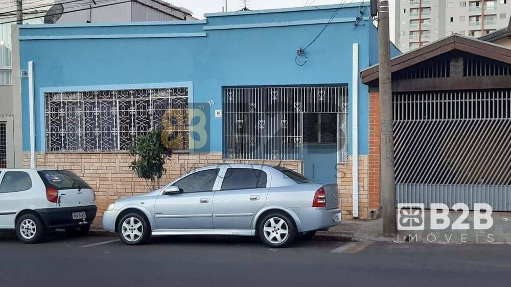Casa à venda com 3 quartos, 270m² - Foto 1