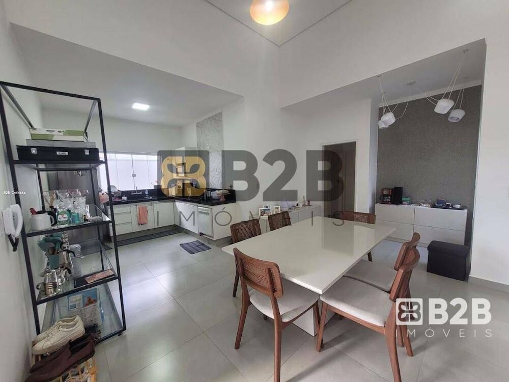 Casa à venda com 3 quartos, 129m² - Foto 6