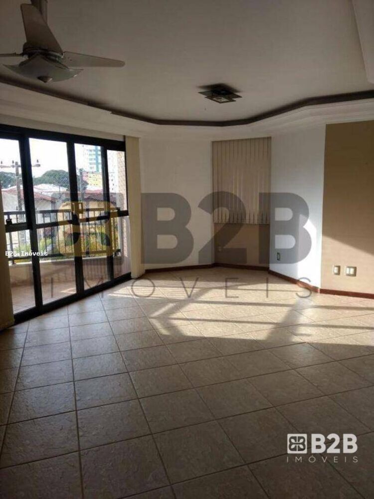 Apartamento, 3 quartos, 137 m² - Foto 3