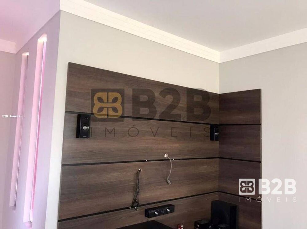 Casa à venda com 4 quartos, 386M2 - Foto 2
