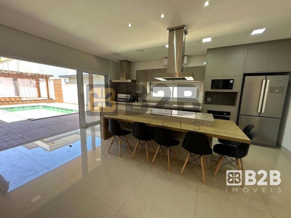 Casa de Condomínio à venda com 3 quartos, 316m² - Foto 3