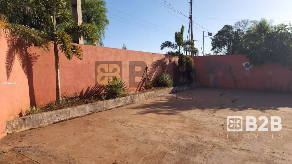 Chácara, 4 quartos, 1100 m² - Foto 2