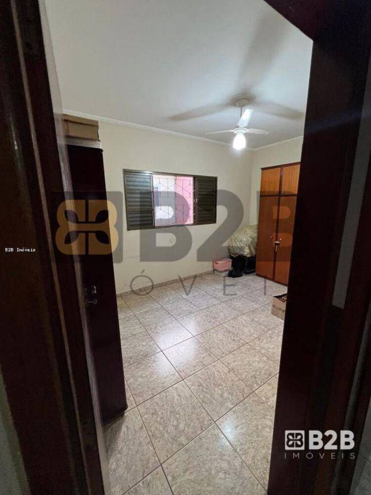 Casa, 3 quartos, 250 m² - Foto 12