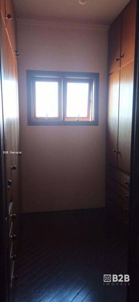 Casa, 3 quartos, 369 m² - Foto 9