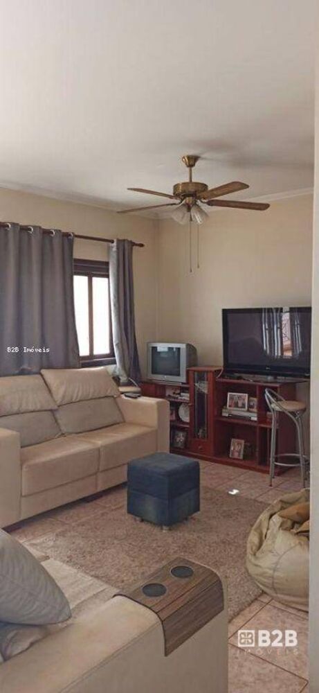 Casa, 3 quartos, 369 m² - Foto 2