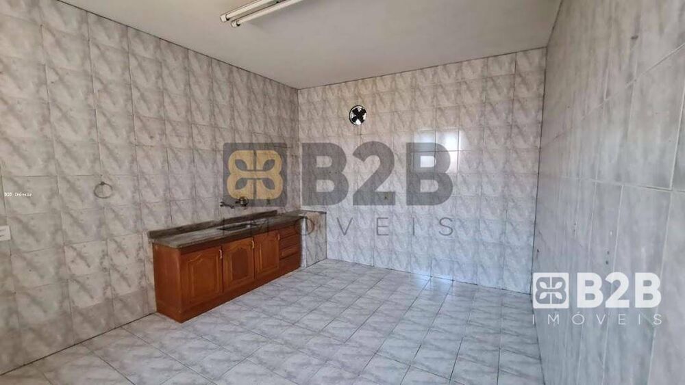Casa, 3 quartos, 300 m² - Foto 1