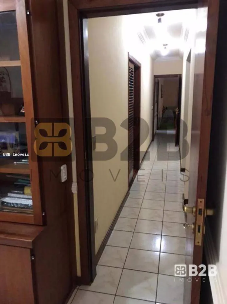 Casa, 3 quartos, 215 m² - Foto 15