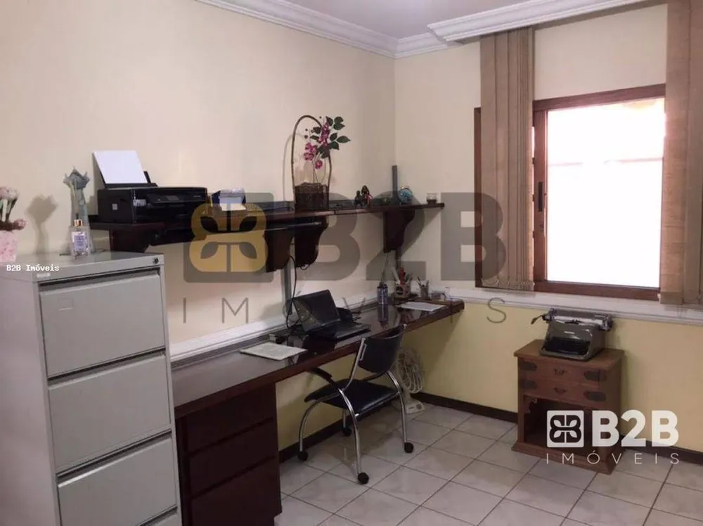 Casa, 3 quartos, 215 m² - Foto 12