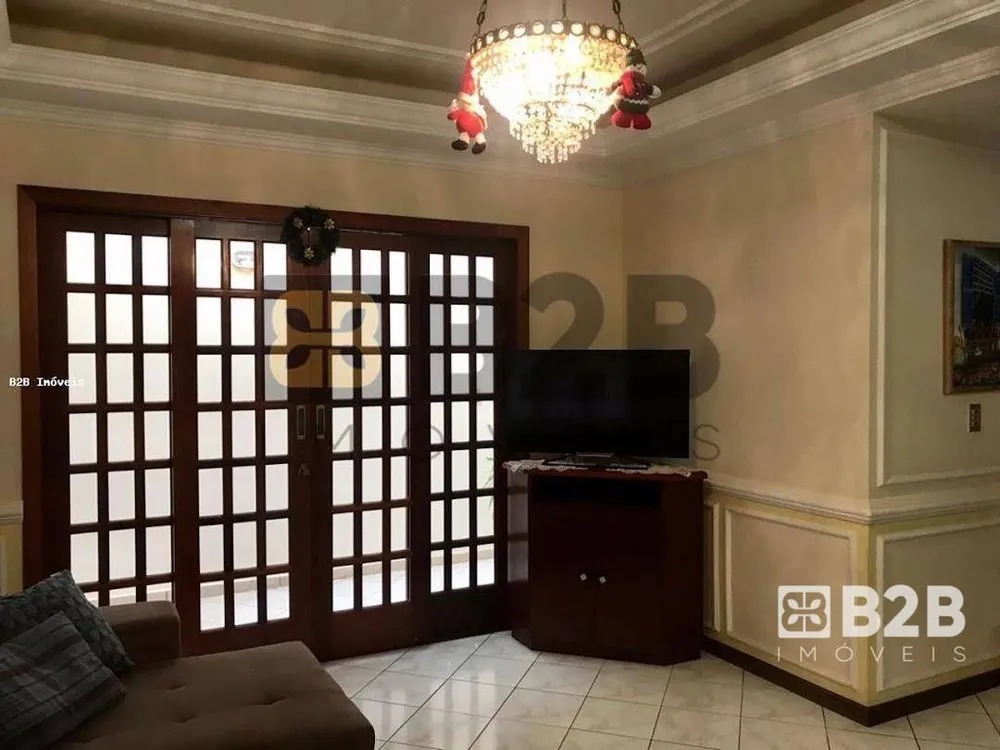 Casa, 3 quartos, 215 m² - Foto 16