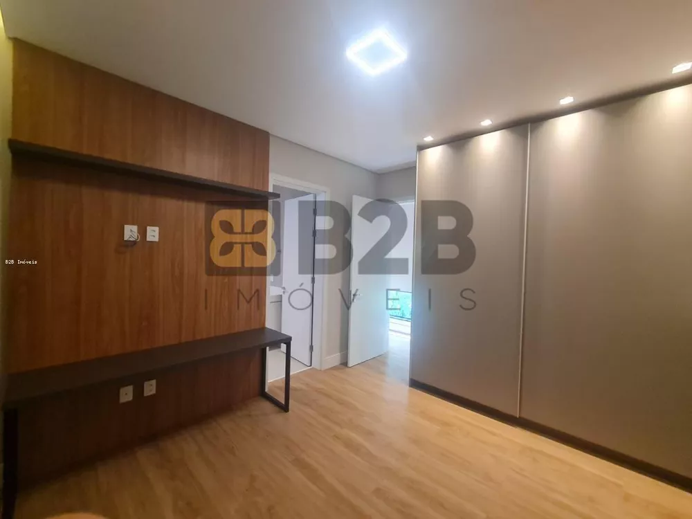 Casa de Condomínio à venda com 4 quartos, 900m² - Foto 3