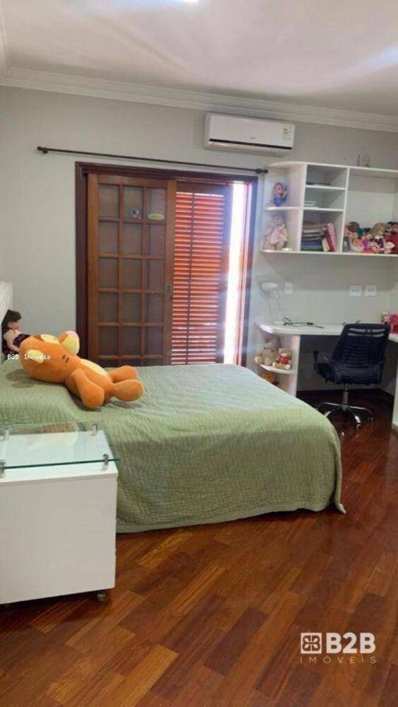 Casa, 4 quartos, 315 m² - Foto 5