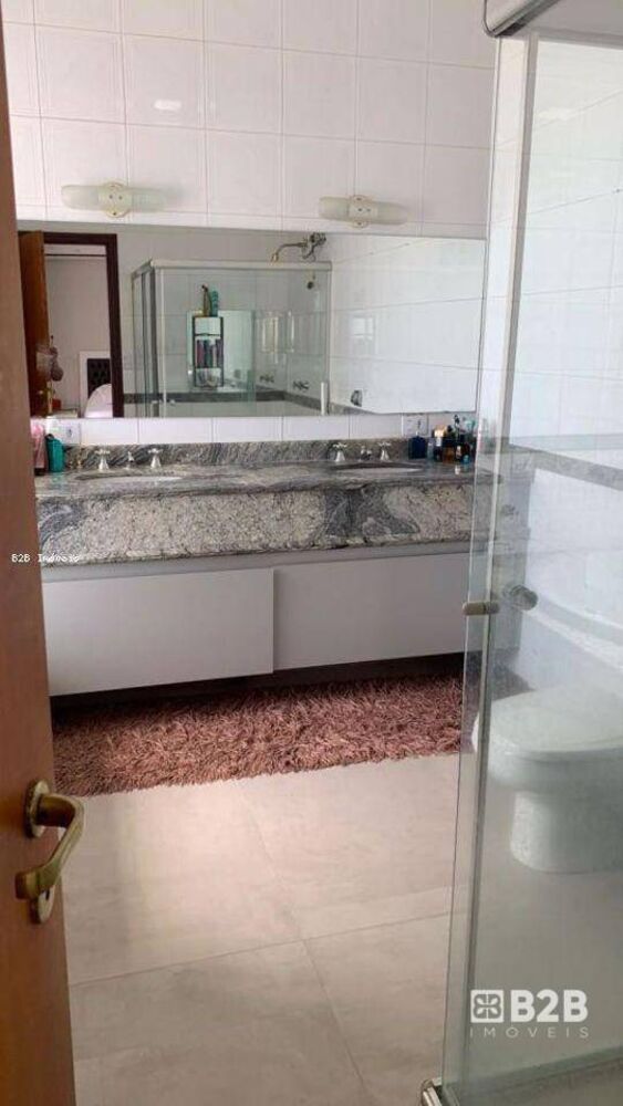 Casa, 4 quartos, 315 m² - Foto 1