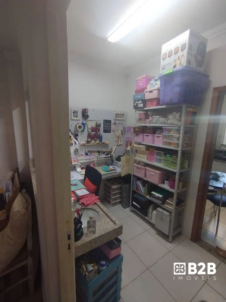 Casa, 3 quartos, 175 m² - Foto 2