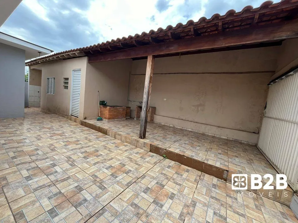 Casa, 3 quartos, 191 m² - Foto 2
